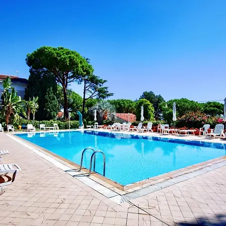 Free Parking-sea View, With Pool & Garden 아파트 산레모